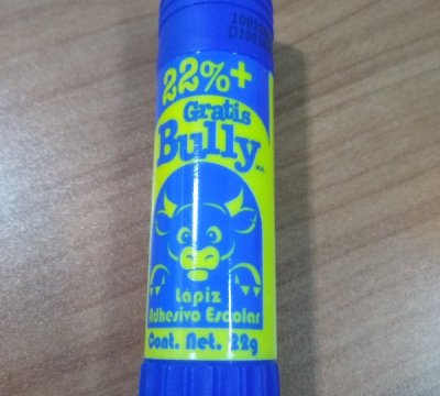 LAPIZ ADHESIVO BULLY MEDIANO 22G